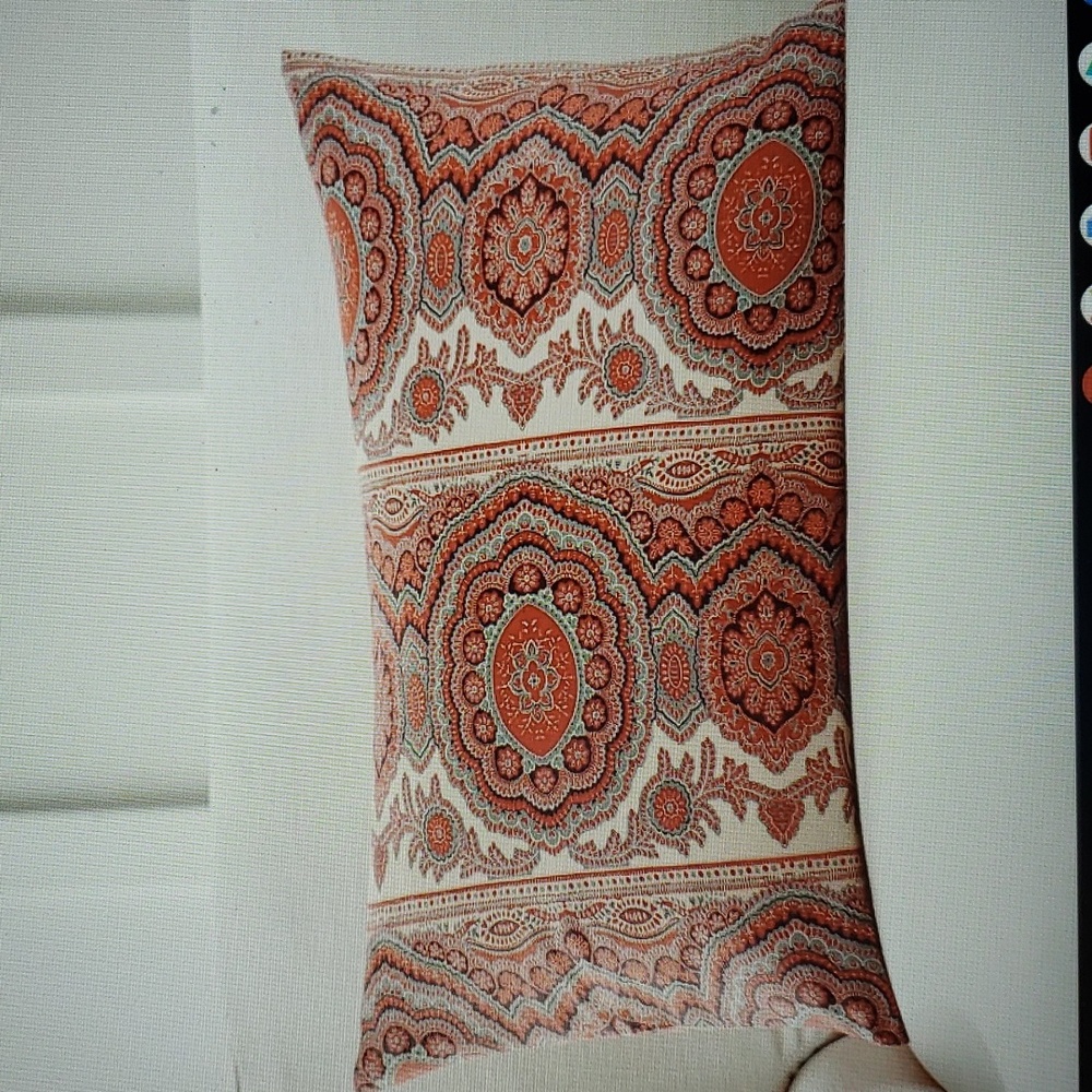 Pottery Barn Sabra Printed Lumbar Accent Throw Pillow With Dowm Filled Insert